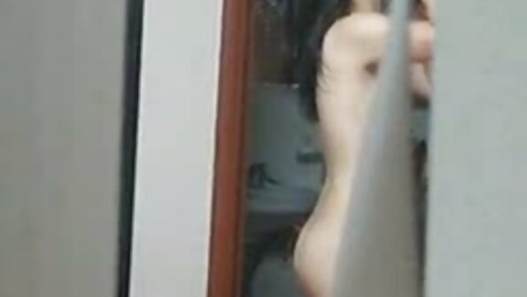 A sex vietsub moi nhat black hair harlot is open up her ass and L. too
